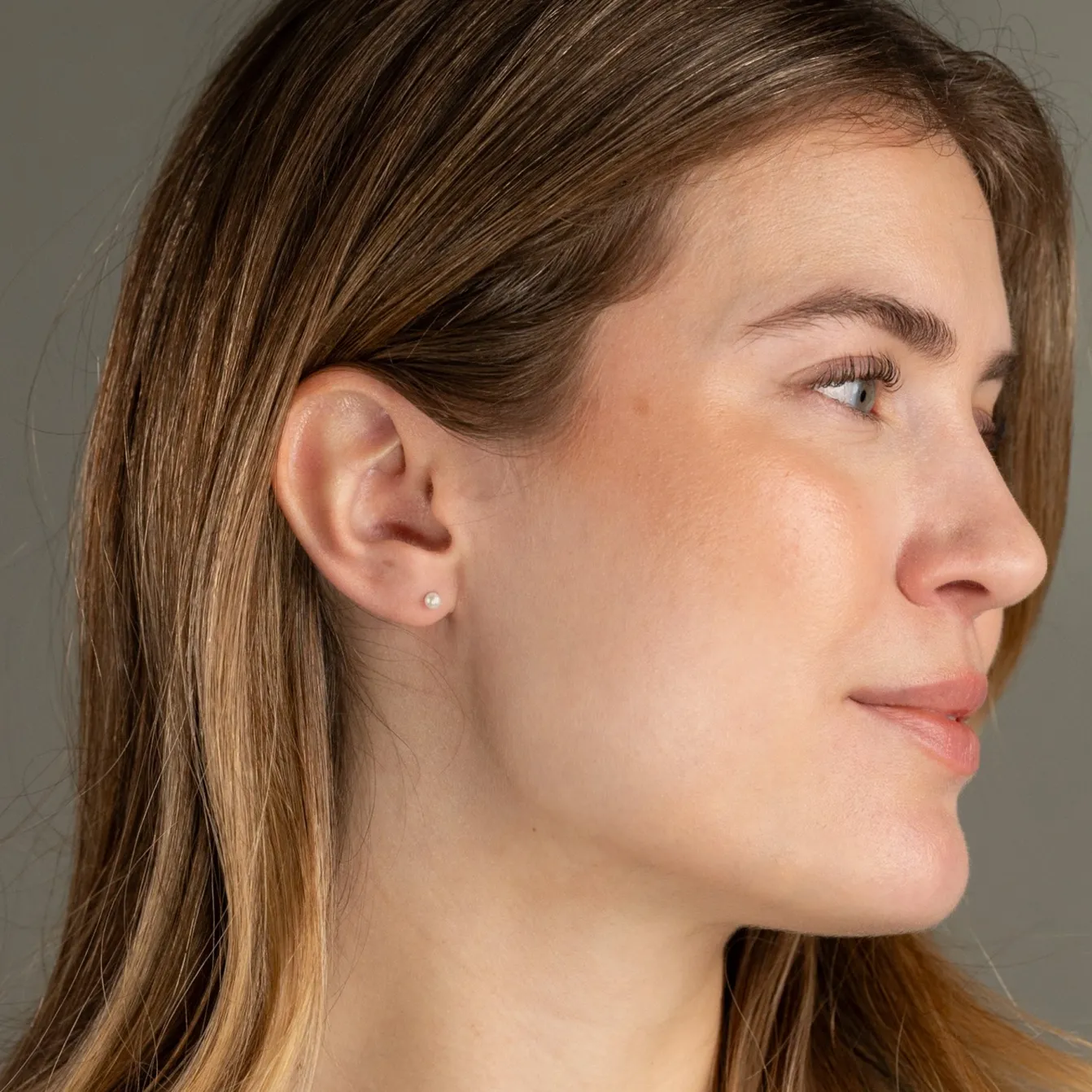 MAGGIE PEARL SOLID GOLD STUD EARRING - 3mm