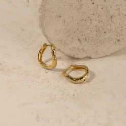 MAIA GOLDEN HUGGIE EARRING