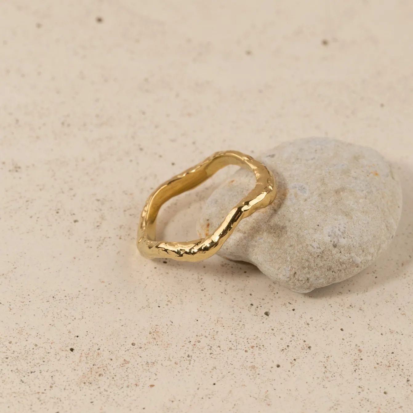 MAIA GOLDEN RING