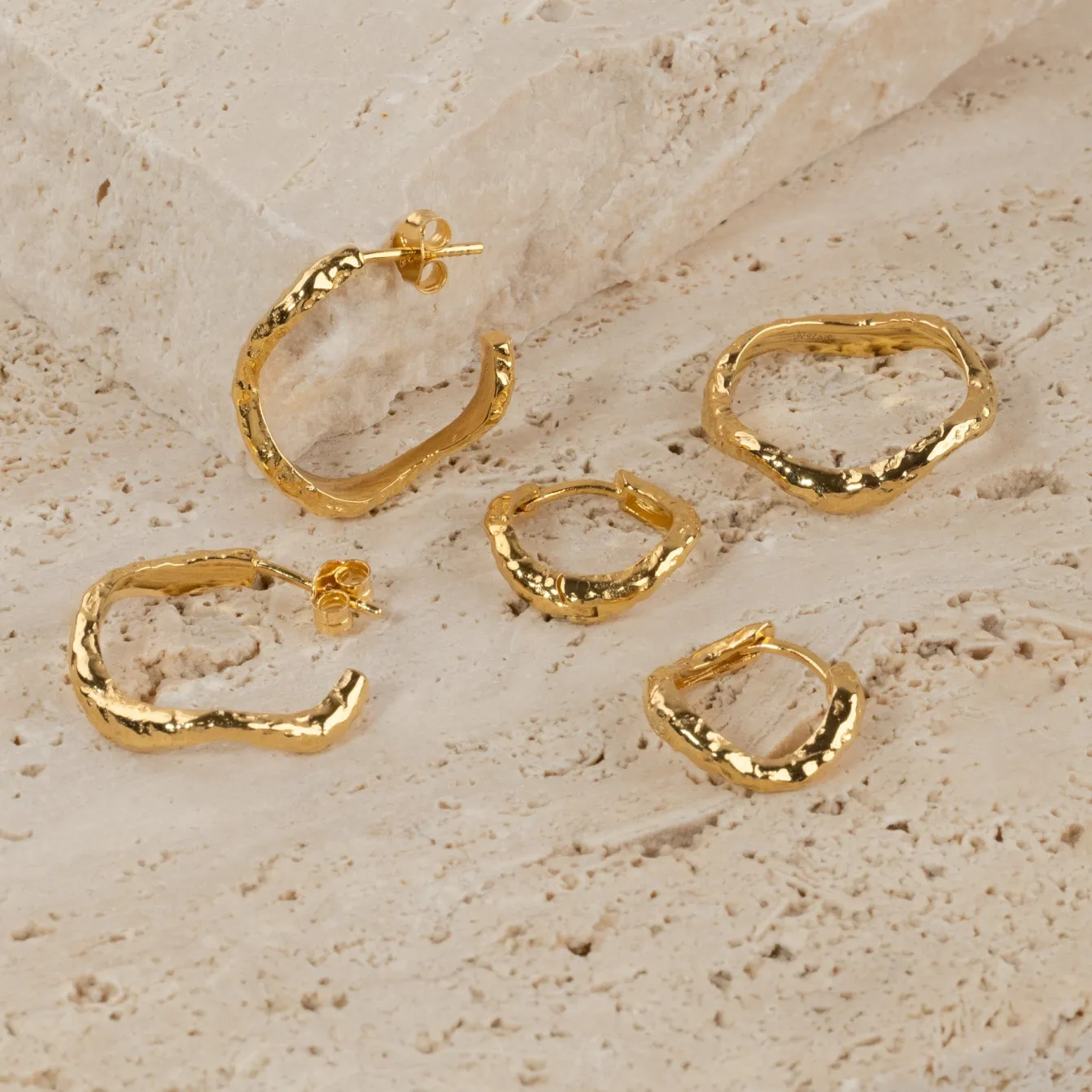MAIA GOLDEN RING