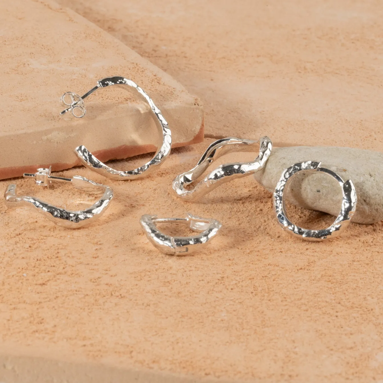 MAIA SILVER CREOL EARRING