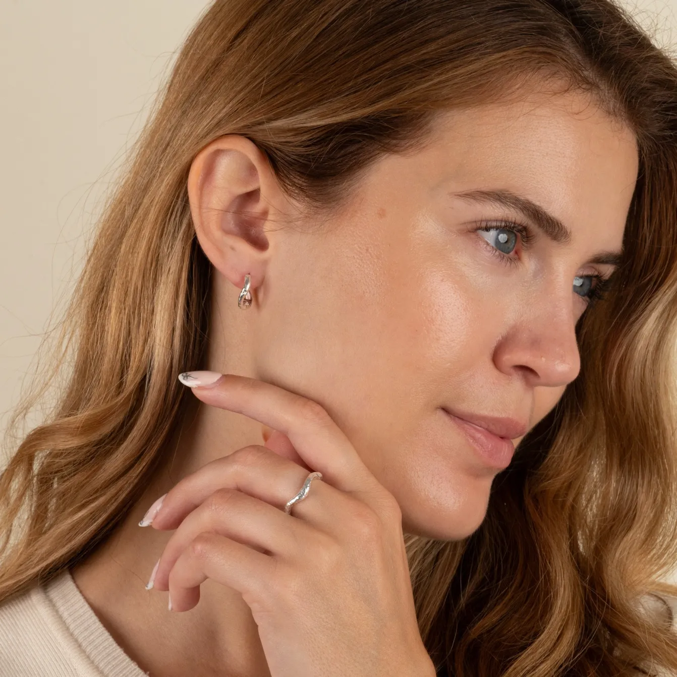 MAIA SILVER HUGGIE EARRING