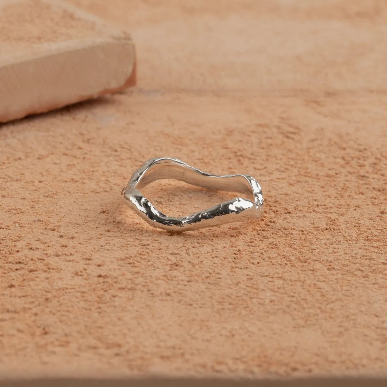 MAIA SILVER RING