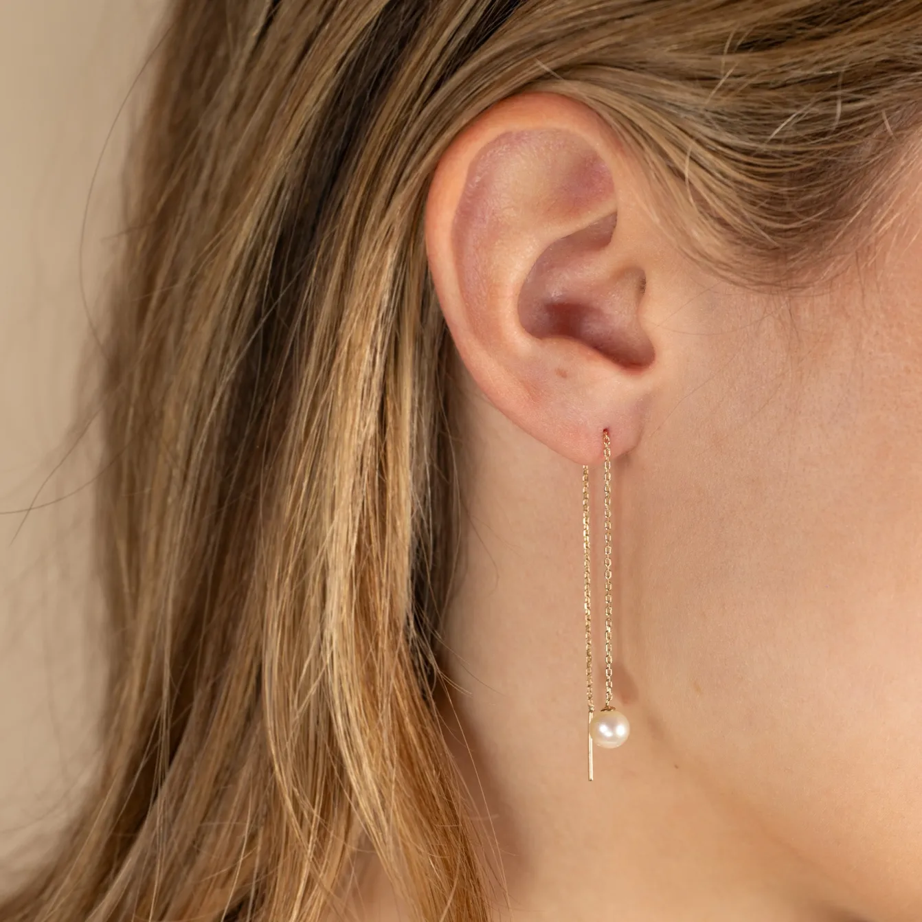 MARGERY PEARL SOLID GOLD EARRING