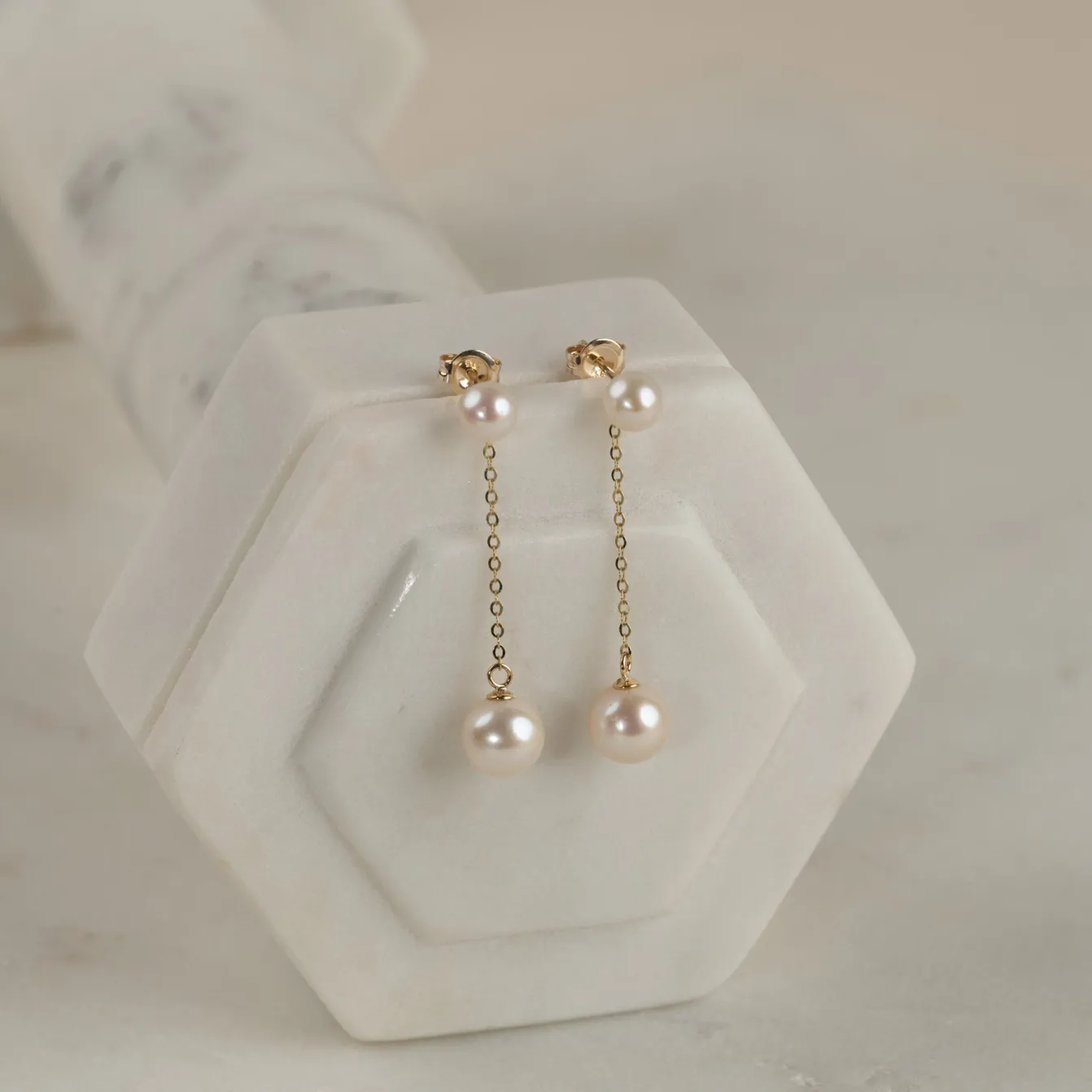 MARIS PEARL SOLID GOLD EARRING