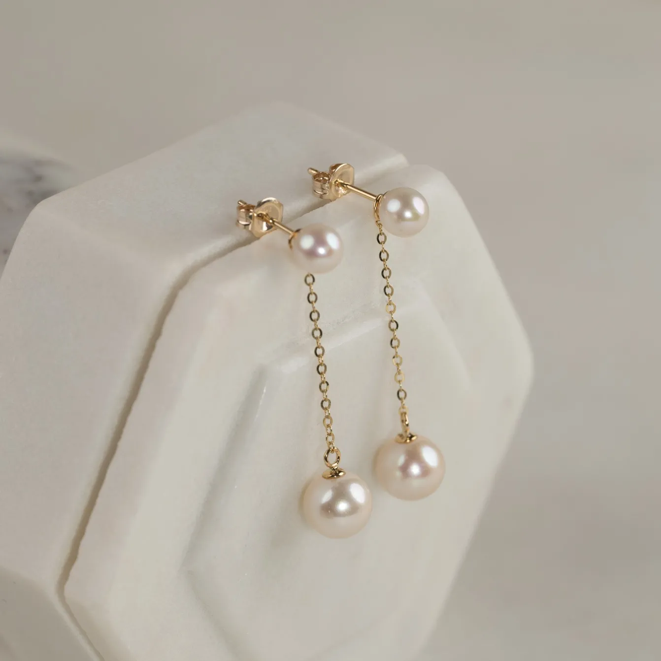 MARIS PEARL SOLID GOLD EARRING