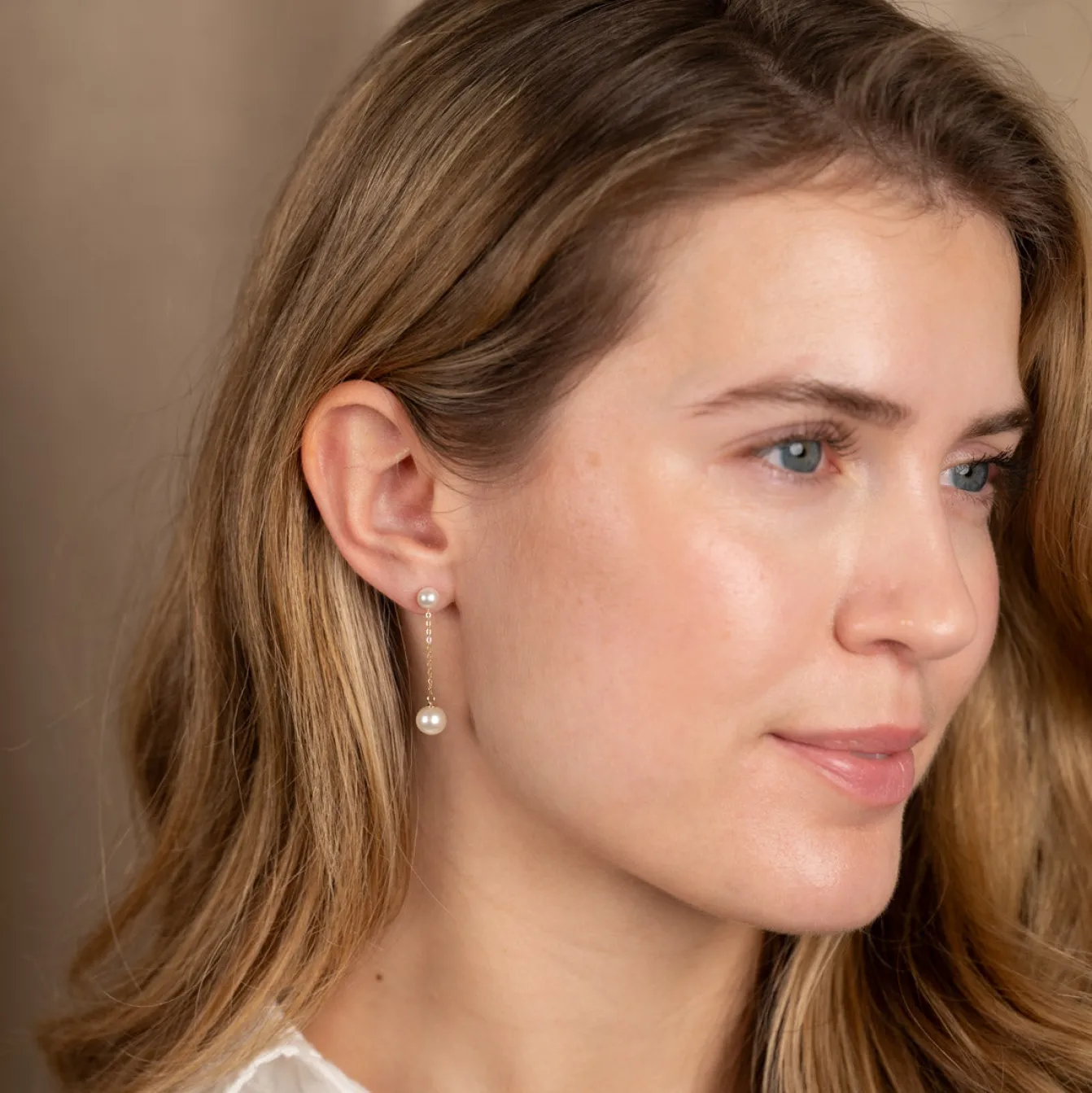 MARIS PEARL SOLID GOLD EARRING