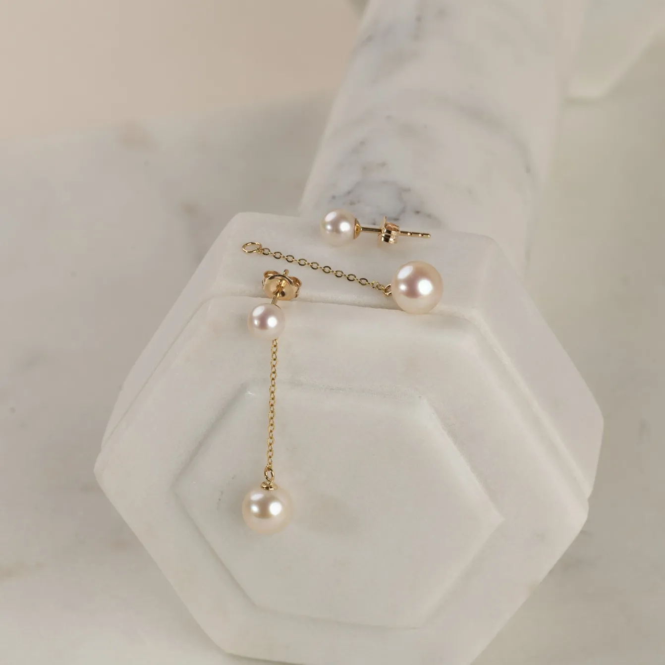 MARIS PEARL SOLID GOLD EARRING