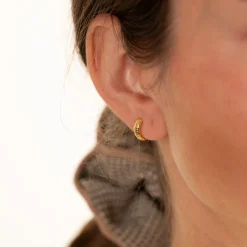 MATILDA SMALL GOLDEN CREOL EARRING - Sisi Copenhagen