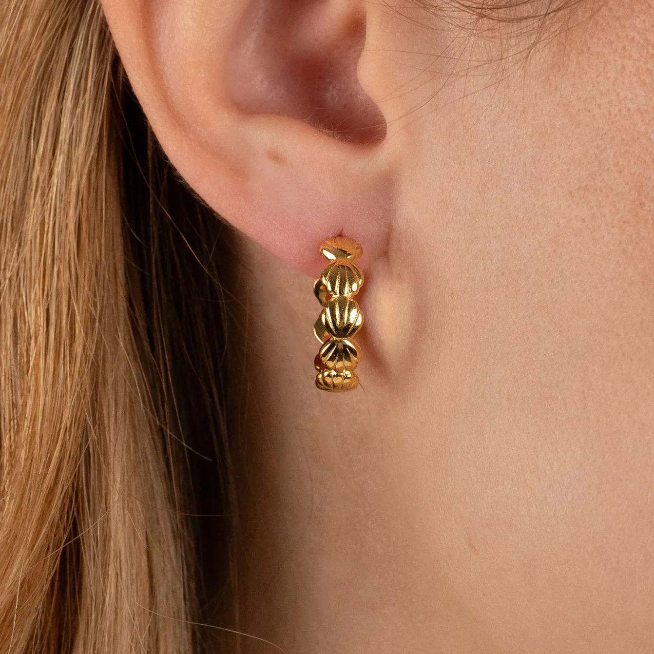 MERINA GOLDEN CREOL EARRING