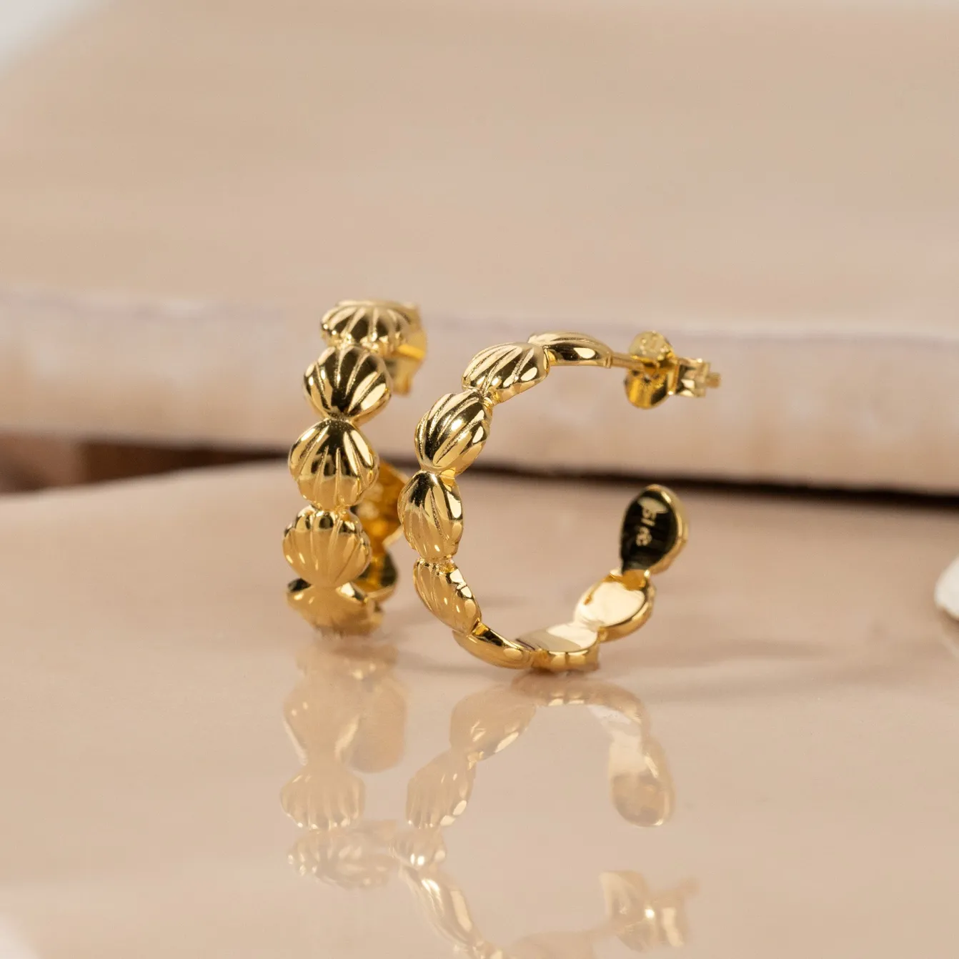 MERINA GOLDEN CREOL EARRING