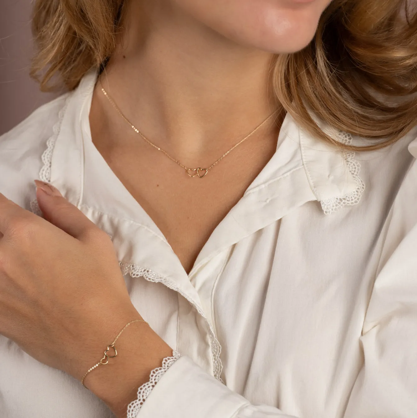 MILA SOLID GOLD NECKLACE