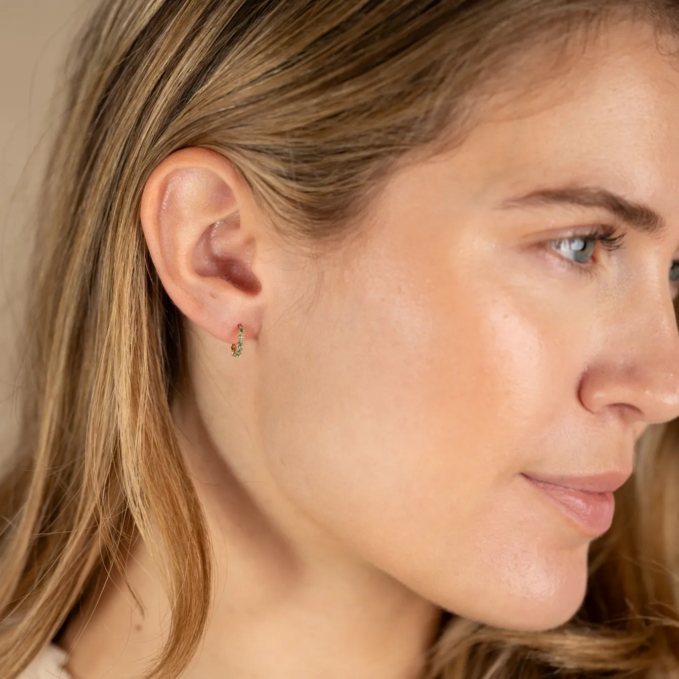 MILEY GREEN AGATE SOLID GOLD EARRING