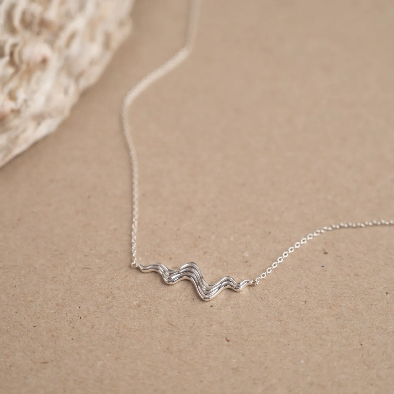 MOANA SILVER NECKLACE