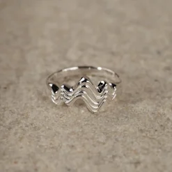 MOANA SILVER RING