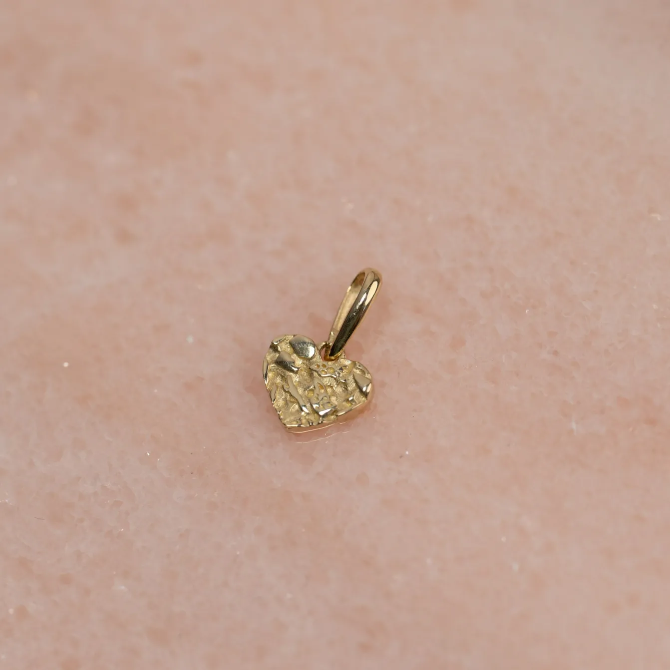 MOLTEN HEART SOLID GOLD PENDANT