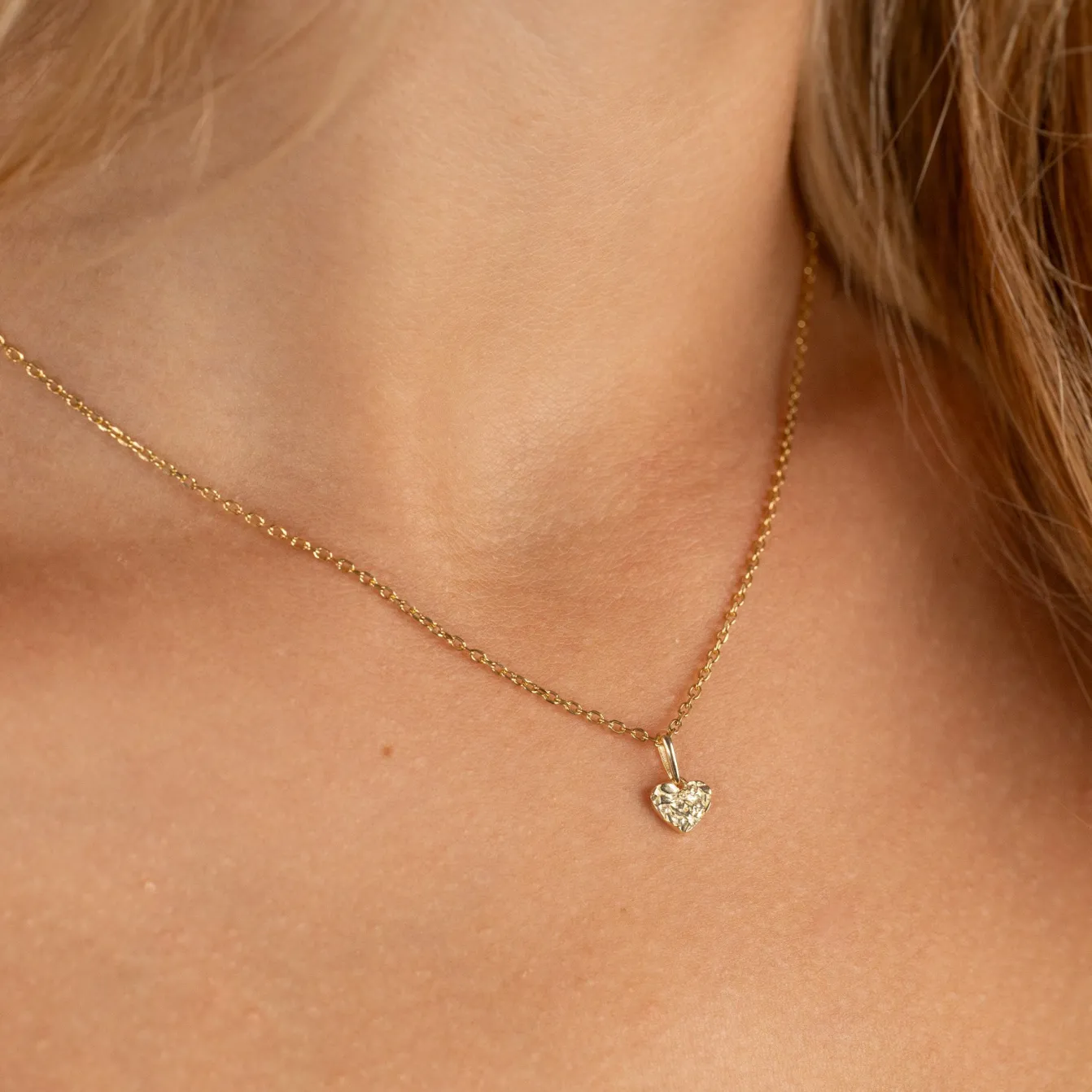 MOLTEN HEART SOLID GOLD PENDANT
