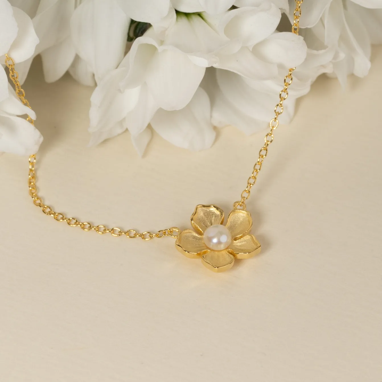 MONA PEARL GOLDEN CHAIN