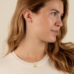 MONA PEARL GOLDEN STUD EARRING