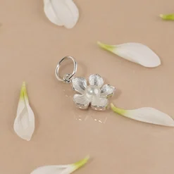MONA PEARL SILVER PENDANT