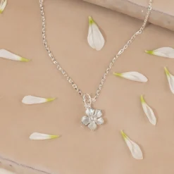 MONA PEARL SILVER PENDANT