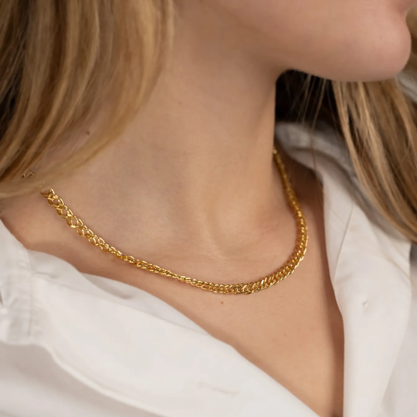 MYNTE LARGE GOLDEN CHAIN