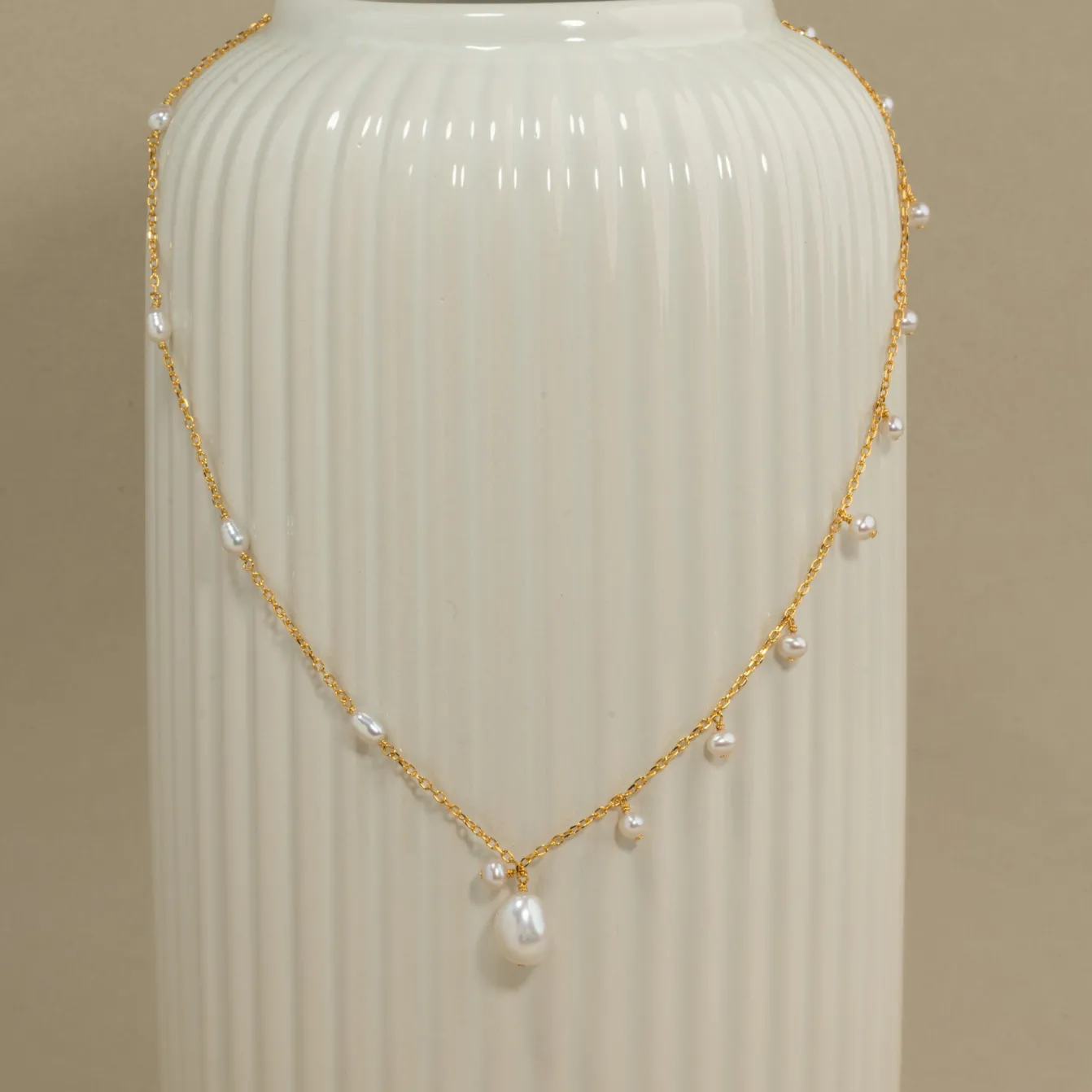 NANNA PEARL GOLDEN NECKLACE