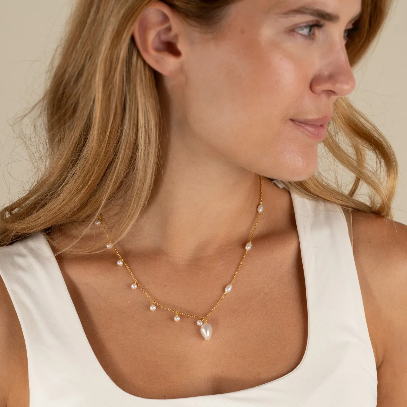 NANNA PEARL GOLDEN NECKLACE
