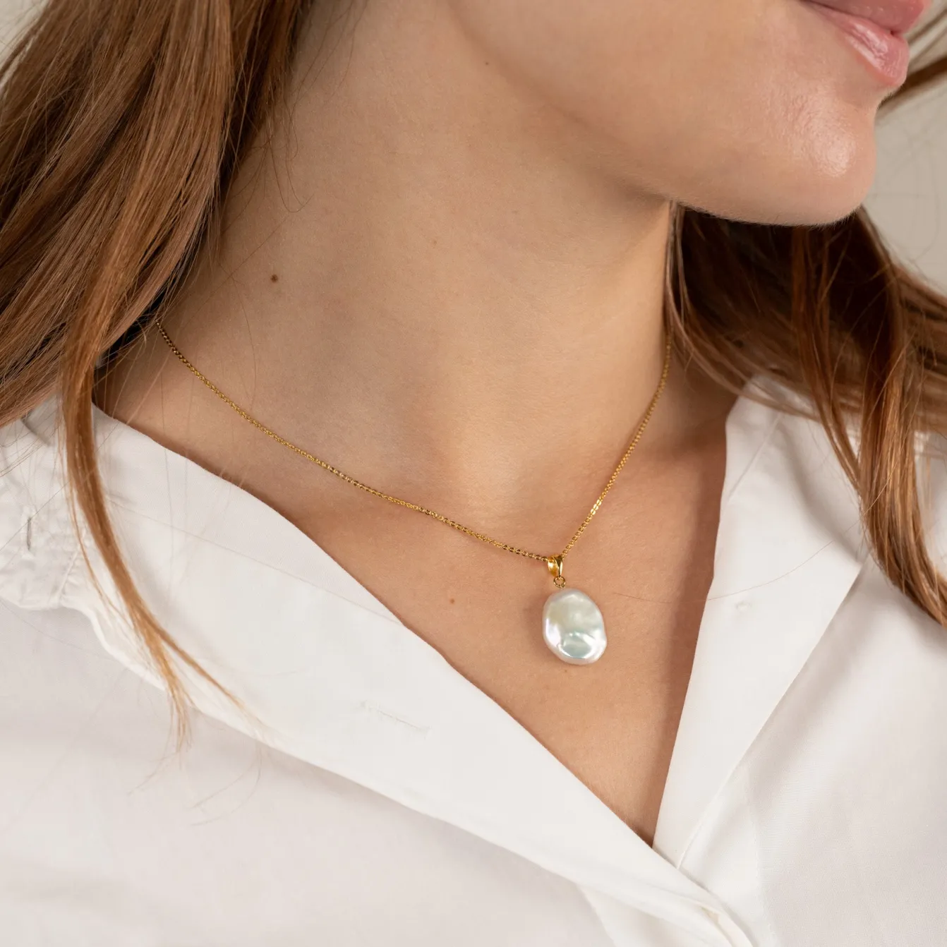 NELLIE PEARL GOLDEN PENDANT