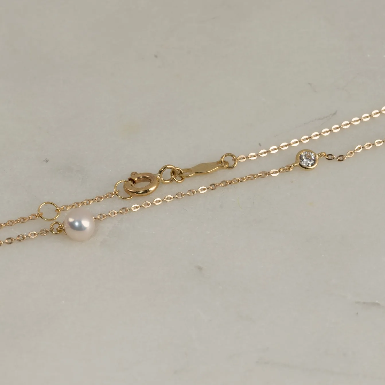 NICOLE PEARL SOLID GOLD BRACELET