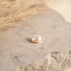 NOELLA PEARL SILVER EARRING CHARM - Sisi Copenhagen