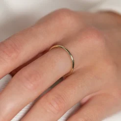 ONA SOLID GOLD RING