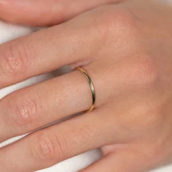 ONA SOLID GOLD RING
