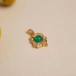 OPHELIA GREEN AGATE GOLDEN PENDANT - Sisi Copenhagen