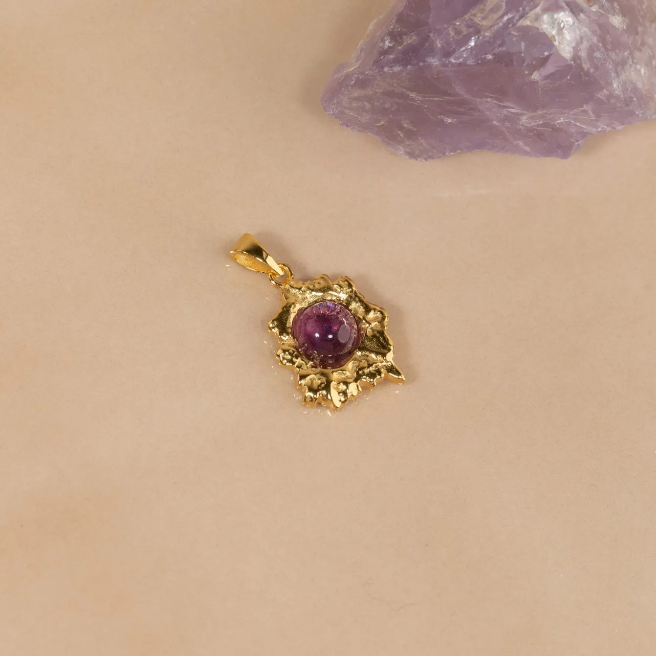 OPHELIA PURPLE GOLDEN PENDANT