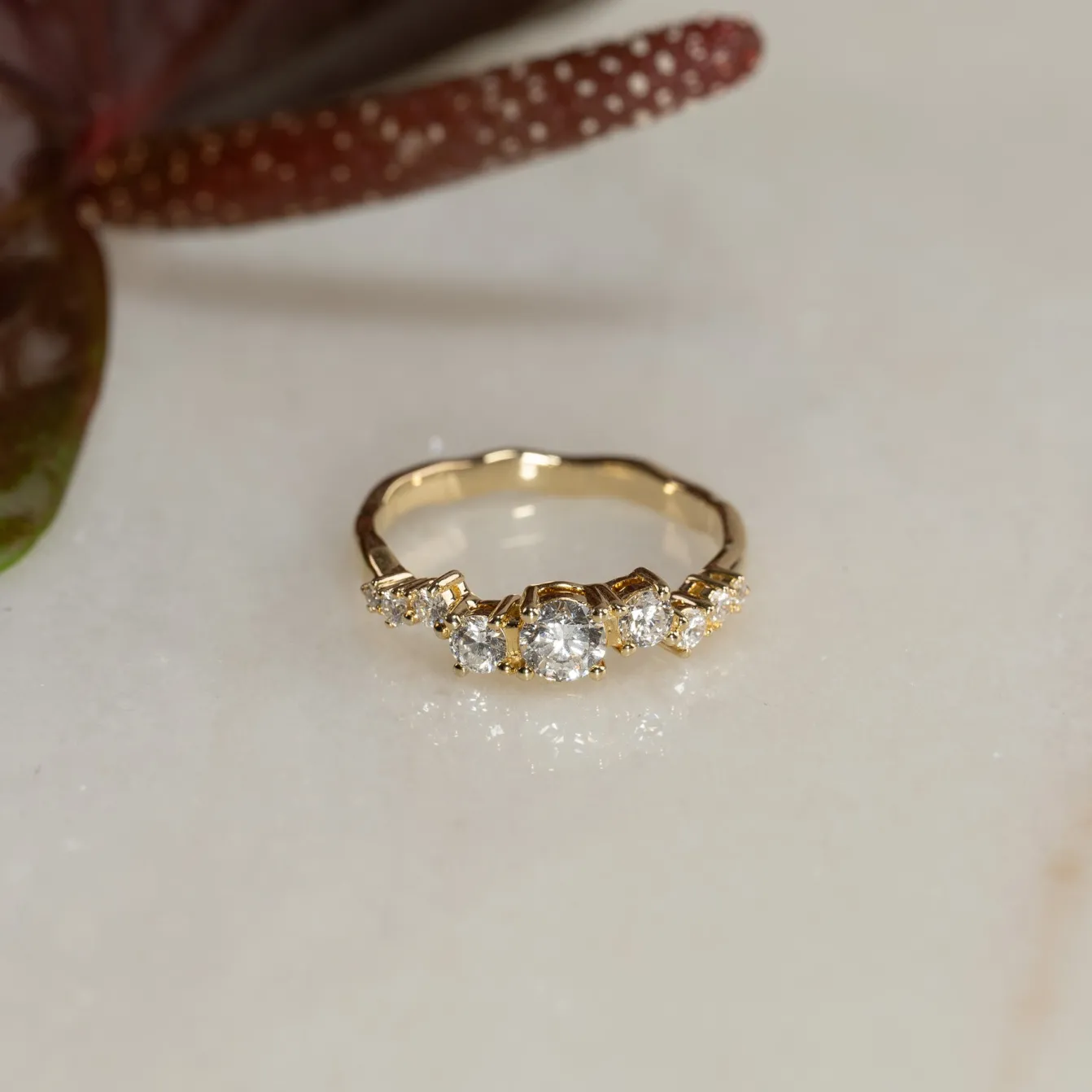 ORGANIC CLUSTER DIAMOND RING - 0.7ct - YG