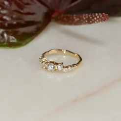 ORGANIC CLUSTER DIAMOND RING - 0.7ct - YG