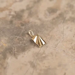 ORIANA SOLID GOLD PENDANT