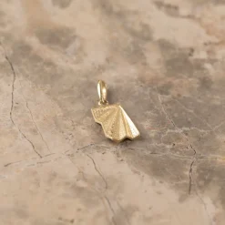 ORIANA SOLID GOLD PENDANT