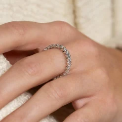 OVAL-CUT FULL-ALLIANCE DIAMOND RING - 2.0ct - WG