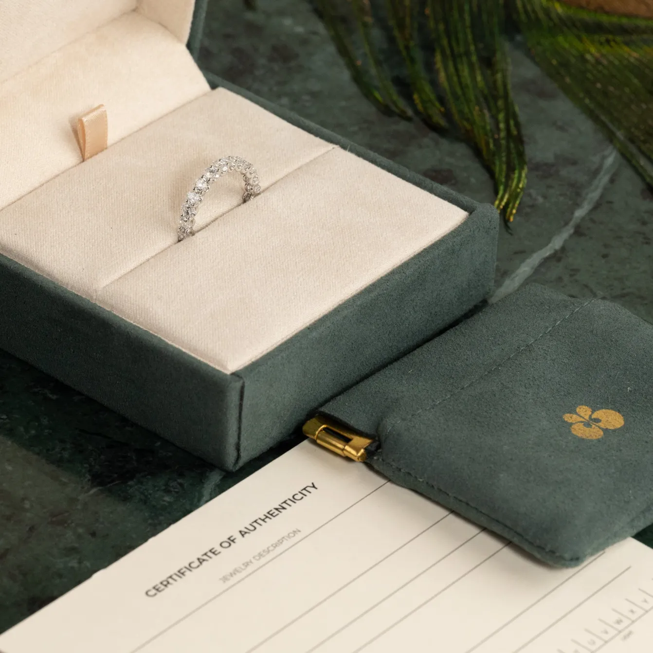 OVAL-CUT FULL-ALLIANCE DIAMOND RING - 2.0ct - WG