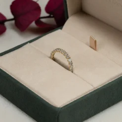 OVAL-CUT FULL-ALLIANCE DIAMOND RING - 2.0ct - YG