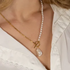 PAMELA PEARL GOLDEN NECKLACE