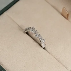 PEAR ALLIANCE CLUSTER DIAMOND RING - 1.2ct - WG