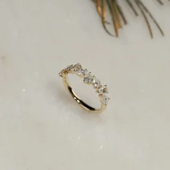 PEAR ALLIANCE CLUSTER DIAMOND RING - 1.2ct - YG