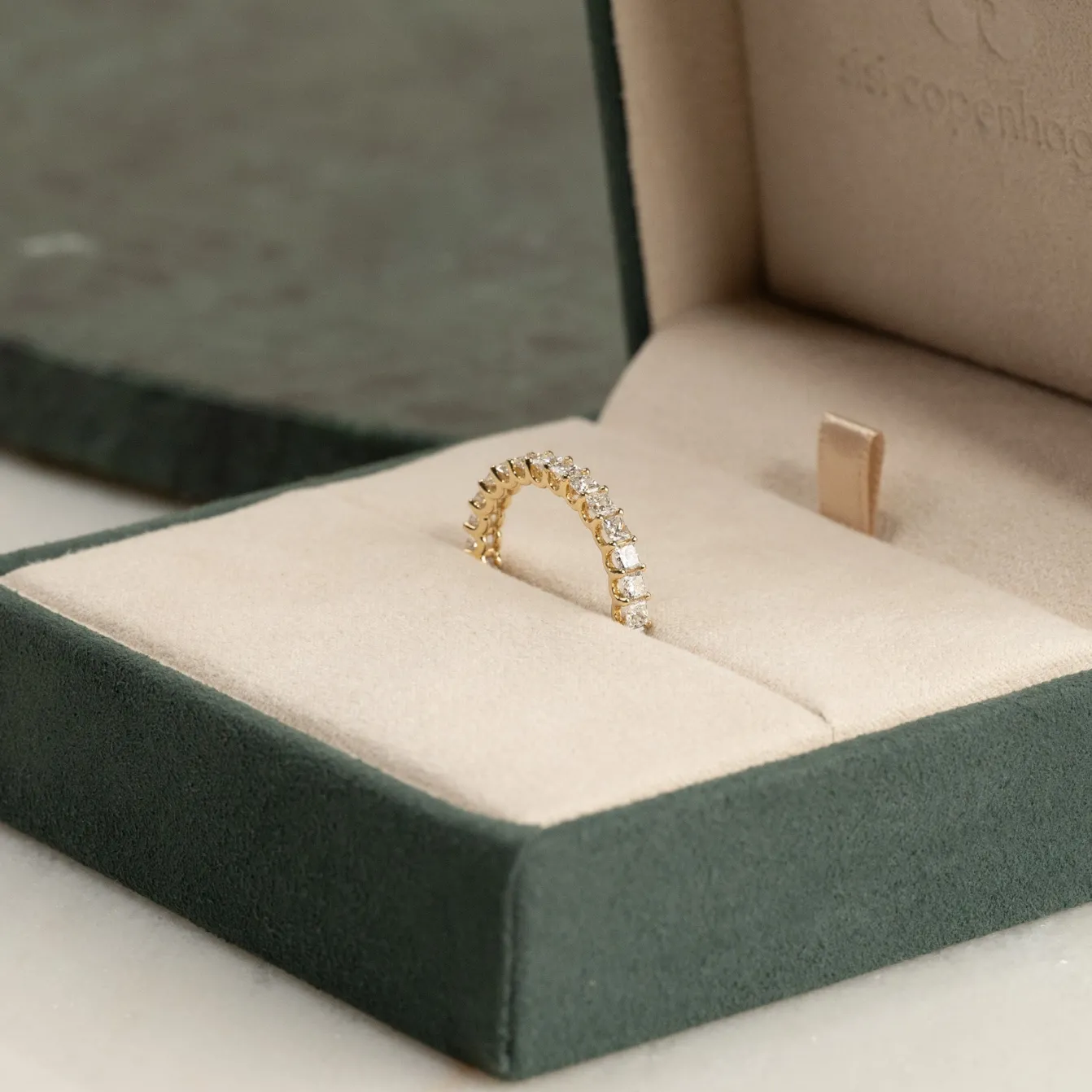 PRINCESS-CUT FULL-ALLIANCE DIAMOND RING - 2.0ct - YG