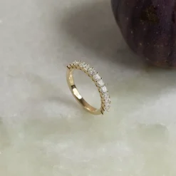 PRINCESS-CUT HALF-ALLIANCE DIAMOND RING - 1.0ct - YG