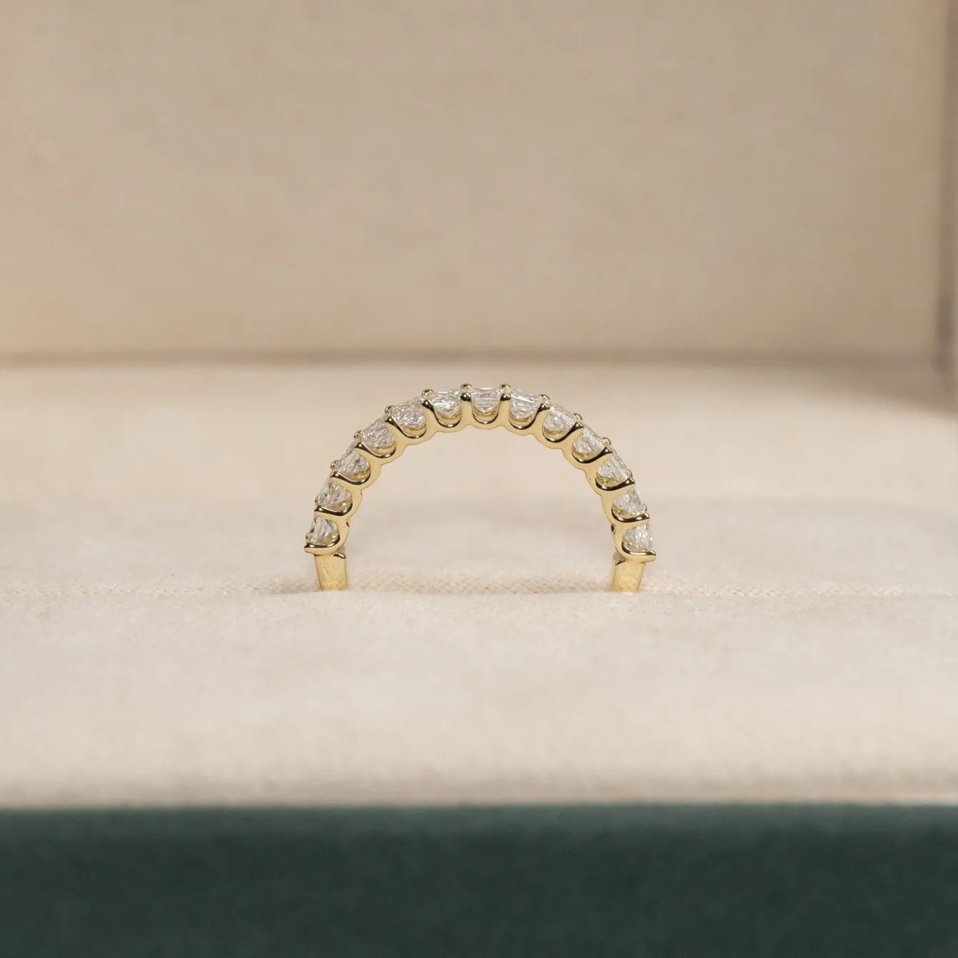 PRINCESS-CUT HALF-ALLIANCE DIAMOND RING - 1.0ct - YG