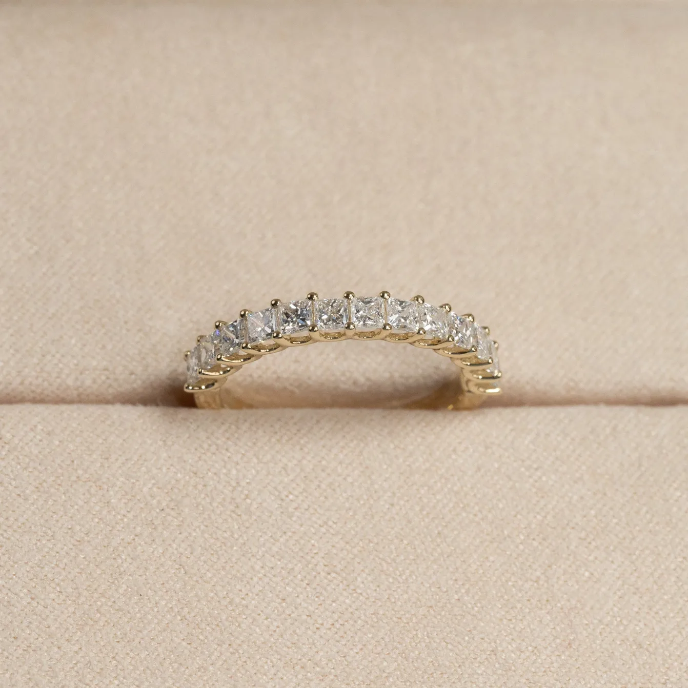 PRINCESS-CUT HALF-ALLIANCE DIAMOND RING - 1.0ct - YG