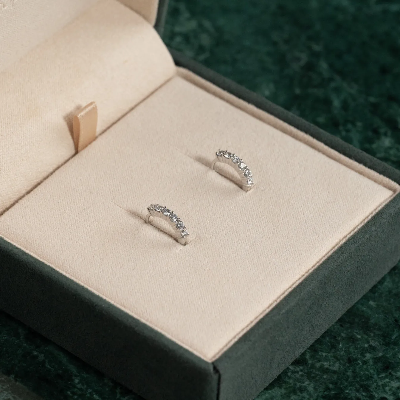 PRONG DIAMOND CREOL EARRING - 0.35ct - WG